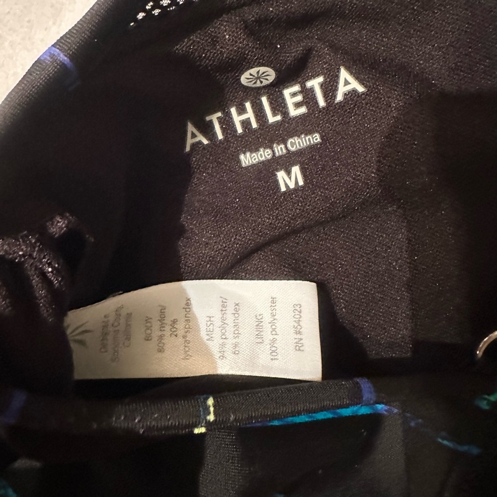 Athleta medium sports bra/bikini black swim top. adjustable straps. add padding - Picture 3 of 6